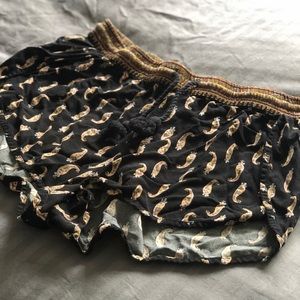 Forever 21 • Paisley Shorts